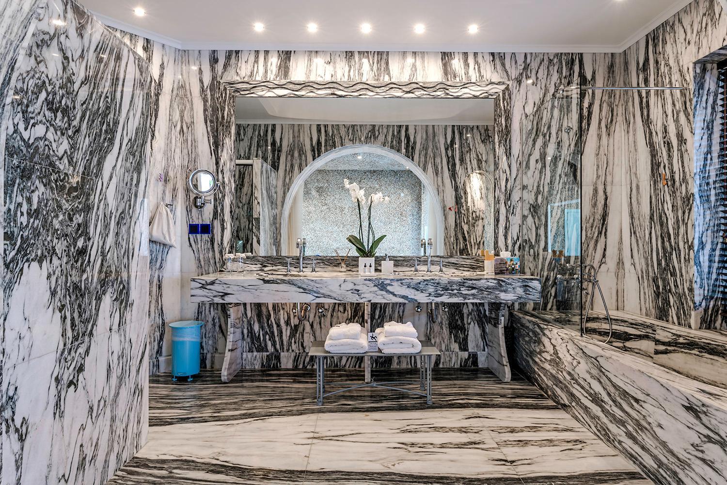 Agalia Luxury Suites Koumpara Buitenkant foto