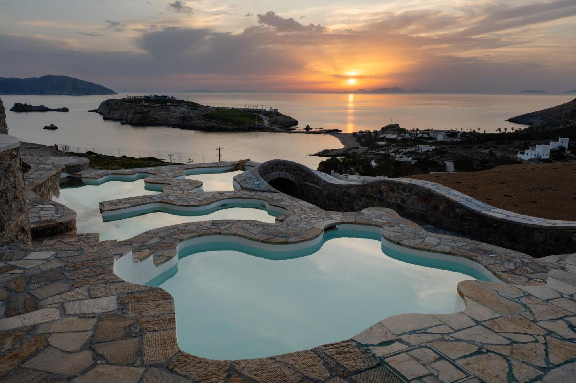 Agalia Luxury Suites Koumpara Buitenkant foto